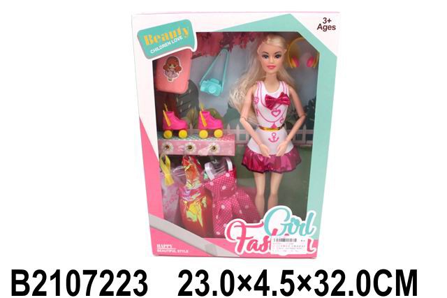 Кукла 2123B1 с платьями и аксесс. в кор.  ***