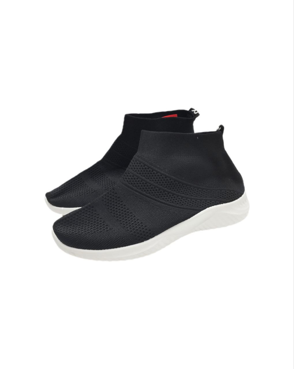 Кроссовки черн F16 р40