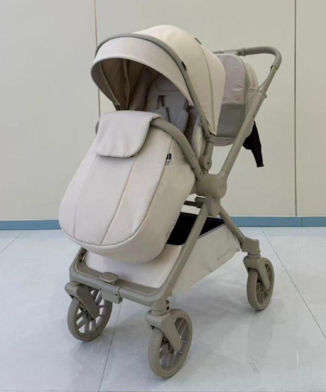 Детская коляска,цвет BEIGE, арт.D901 kidilo