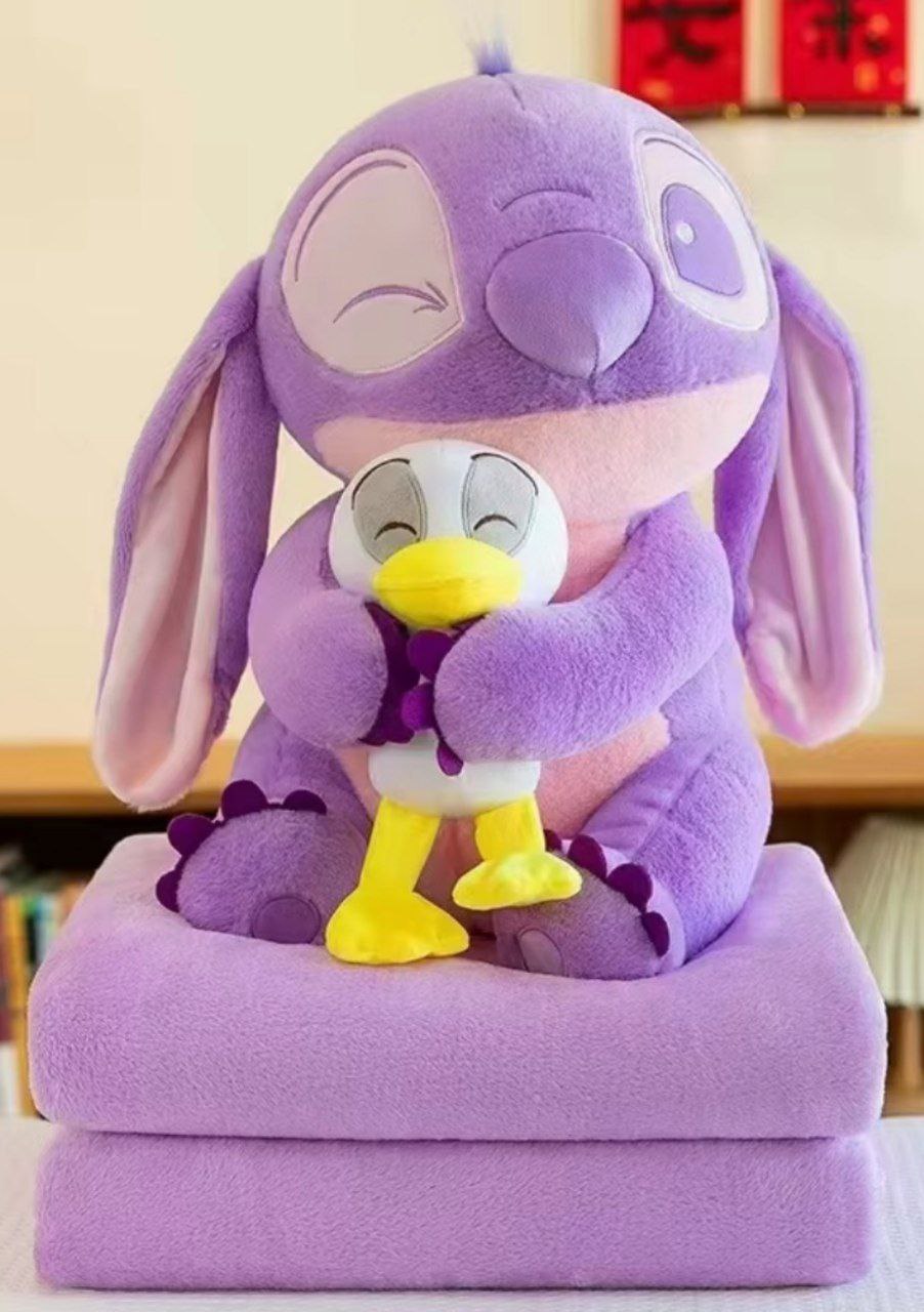 Мягкая игрушка Стич с пледом, 45 см арт.K555-475 (Вид 4)