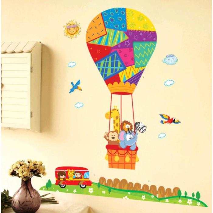 Наклейка пластик интерьерная цветная Воздушный шар и звери 60х90 см   5277632 (Вид 1)